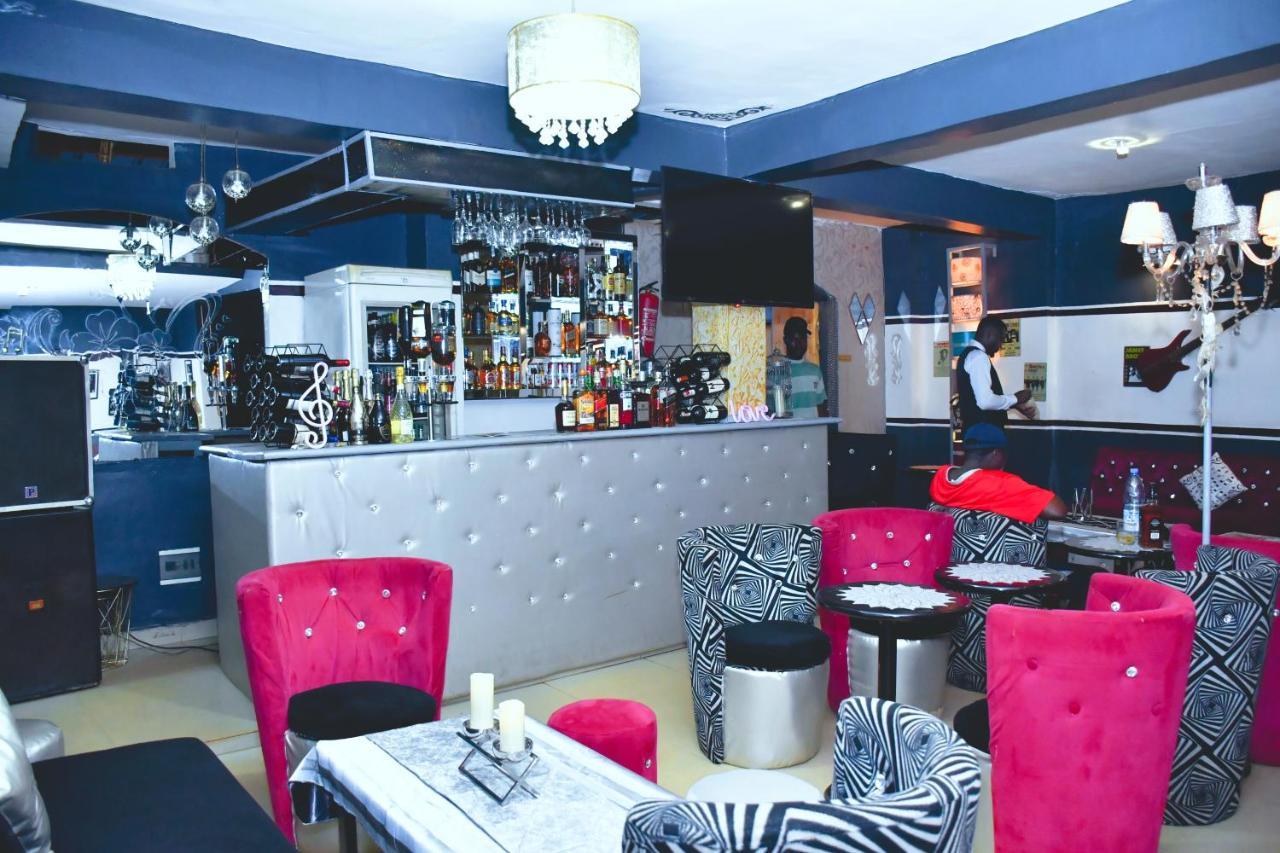 Hotel Restaurant Constellation Tchang Esterno foto