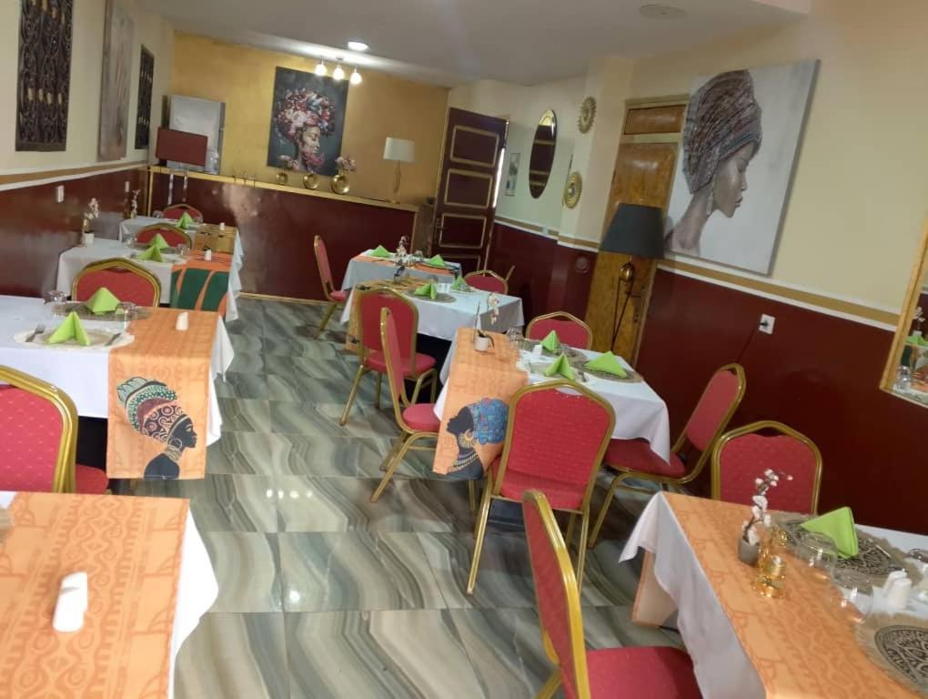 Hotel Restaurant Constellation Tchang Esterno foto